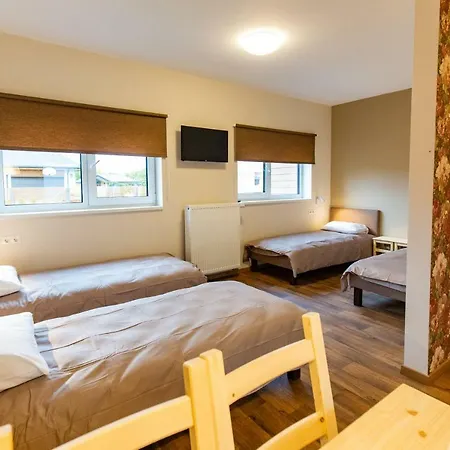 Bestes Apartamenti Koceni Exterior photo